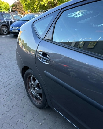 Toyota Prius cena 24900 przebieg: 275000, rok produkcji 2007 z Warszawa małe 277